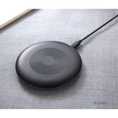 China shenzhen factory wholesaler plastic housing 5W qi wireless charger for mobile phone